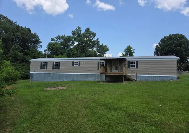 Homes for sale in Hohenwald, TN | 121 Sealtest Dr, Hohenwald, TN 38462 | MLS# 3260332