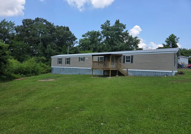 Homes for sale in Hohenwald, TN | 121 Sealtest Dr, Hohenwald, TN 38462 | MLS# 3260332