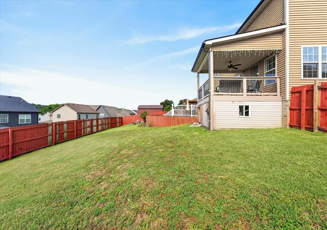 Homes for sale in Clarksville, TN | 456 Mirren Cir, Clarksville, TN 37042 | MLS# 3269660