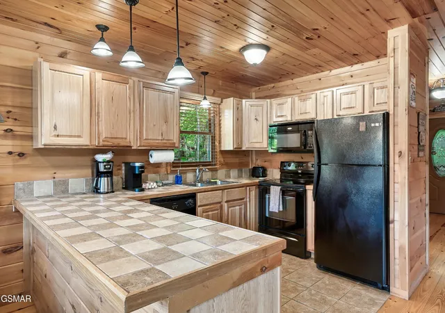 4th image of 1204 Honeysuckle Lane, Sevierville, TN 37876 | MLS# 3299561