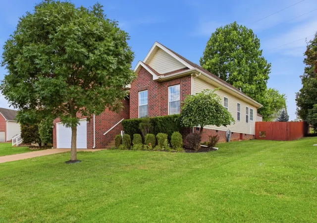 Photo 1 of Single family home for sale at 4014 Kristen St, Spring Hill, TN 37174 | MLS# 3260354 | Listing updated on 2026-09-18