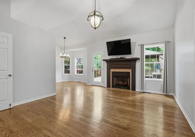 Photo 2 of Single family home for sale at 4014 Kristen St, Spring Hill, TN 37174 | MLS# 3260354 | Listing updated on 2026-09-18