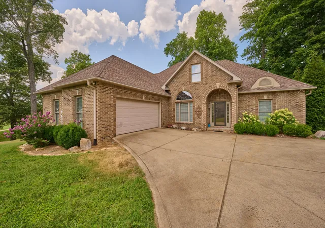 Photo 2 of Single family home for sale at 413 Founders Ct, Springfield, TN 37172 | MLS# 3260442 | Listing updated on 2026-08-20