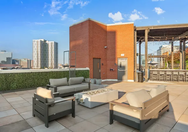 2nd image of 600 12Th Ave S, Nashville, TN 37203