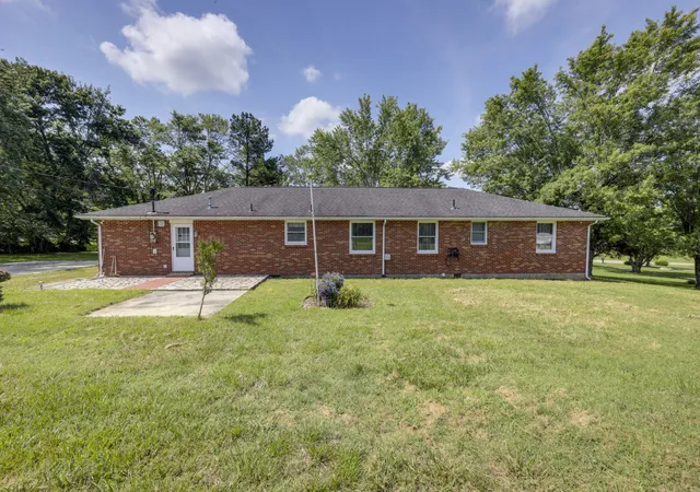 Homes for sale in Greenbrier, TN | 13210 Betts Rd, Greenbrier, TN 37073 | MLS# 3260379