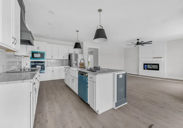 Photo 4 of Single family home for sale at 210 Low Plains Ln, Clarksville, TN 37043 | MLS# 3262104 | Listing updated on 2026-08-31