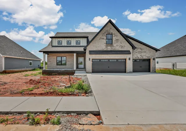 4th image of 218 Low Plains Ln, Clarksville, TN 37043 | MLS# 3262103