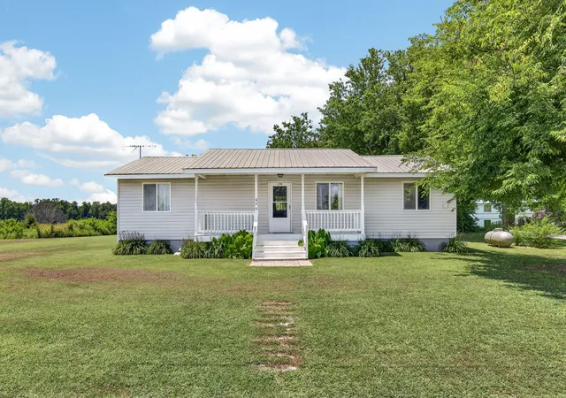 Homes for sale in Flintville, TN | 670 Howell Hill Rd, Flintville, TN 37335 | MLS# 3261421