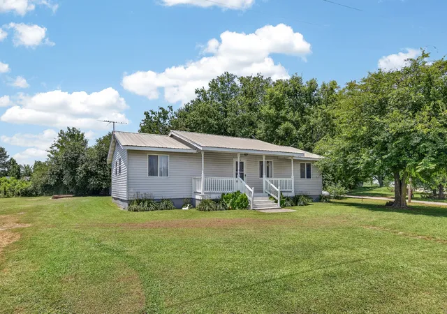 Homes for sale in Flintville, TN | 670 Howell Hill Rd, Flintville, TN 37335 | MLS# 3261421