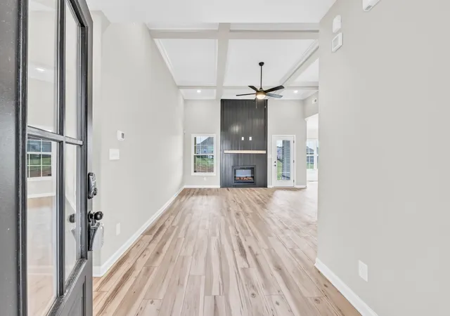 Photo 2 of Single family home for sale at 661 Woodrush Dr, Clarksville, TN 37040 | MLS# 3260402 | Listing updated on 2026-08-31