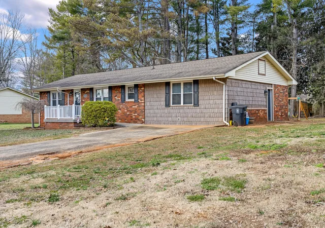 Homes for sale in Athens, TN | 1222 Miami Street, Athens, TN 37303 | MLS# 3260413