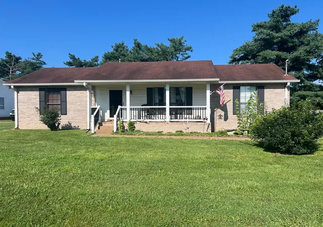 Homes for sale in White House, TN | 104 Bridlewood Ct, White House, TN 37188 | MLS# 3260504
