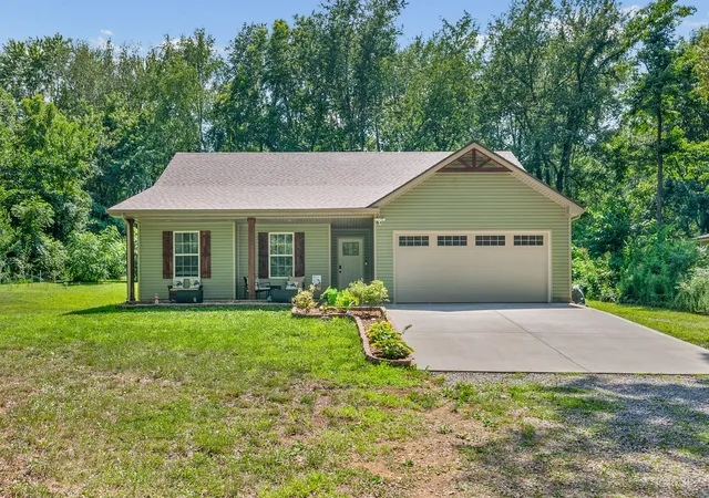 Homes for sale in Oak Grove, KY | 1691 Hugh Hunter Rd, Oak Grove, KY 42262 | MLS# 3260436
