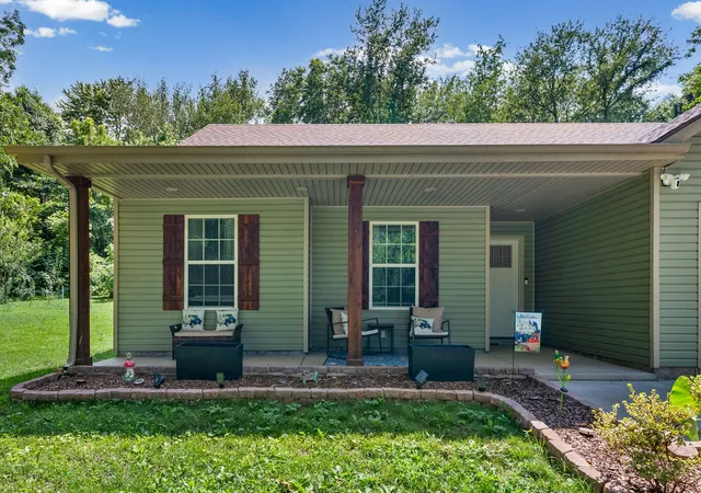 Homes for sale in Oak Grove, KY | 1691 Hugh Hunter Rd, Oak Grove, KY 42262 | MLS# 3260436