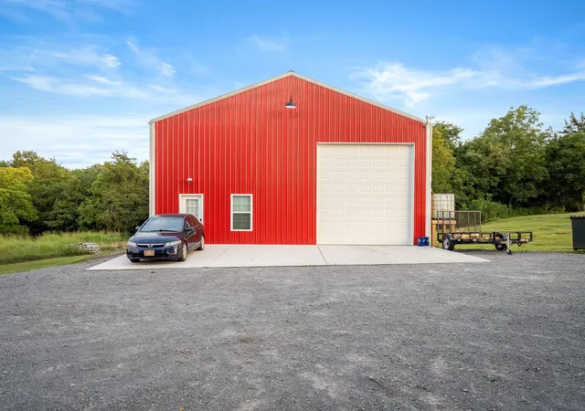 3rd image of 1851 Warner Bridge Rd, Shelbyville, TN 37160 | MLS# 3260667