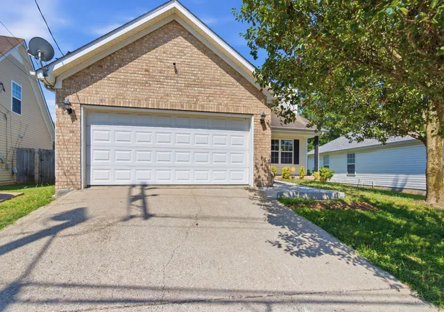 Photo 2 of Single family home for sale at 282 Bill Stewart Blvd, La Vergne, TN 37086 | MLS# 3261175 | Listing updated on 2026-09-02