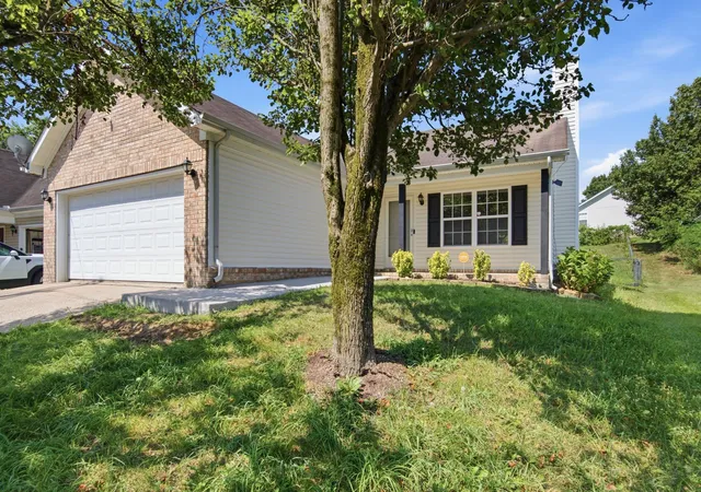 Photo 3 of Single family home for sale at 282 Bill Stewart Blvd, La Vergne, TN 37086 | MLS# 3261175 | Listing updated on 2026-09-02