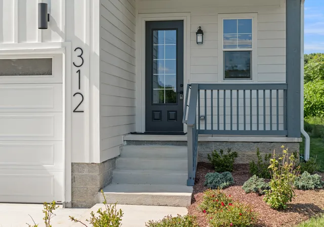 Photo 3 of Single family home for sale at 312 Mckennell Dr, Nashville, TN 37206 | MLS# 3260470 | Listing updated on 2026-08-04