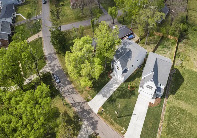 Photo 4 of Single family home for sale at 312 Mckennell Dr, Nashville, TN 37206 | MLS# 3260470 | Listing updated on 2026-08-04