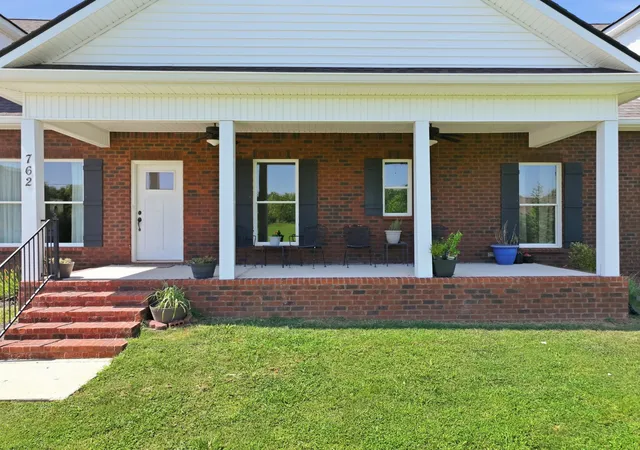 Photo 3 of Single family home for sale at 762 Waldron Rd, La Vergne, TN 37086 | MLS# 3261466 | Listing updated on 2026-09-02