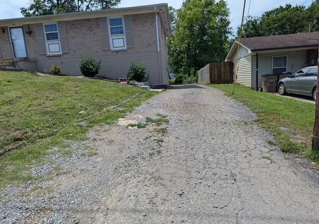 Photo 2 of Sale Pending at 824 Oakwood Ter Dr, Antioch, TN 37013 | MLS# 3260532 | Listing updated on 2026-09-05