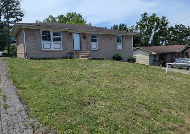 Photo 3 of Sale Pending at 824 Oakwood Ter Dr, Antioch, TN 37013 | MLS# 3260532 | Listing updated on 2026-09-05
