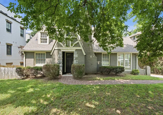 Photo 1 of Single family home for sale at 517 Chesterfield Ave, Nashville, TN 37212 | MLS# 3260621 | Listing updated on 2026-09-08