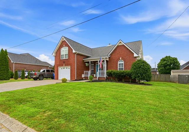 Homes for sale in White House, TN | 203 Cheyenne Dr, White House, TN 37188 | MLS# 3260491