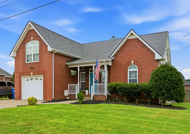Homes for sale in White House, TN | 203 Cheyenne Dr, White House, TN 37188 | MLS# 3260491