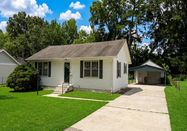 2nd image of 138 Ham St, Tullahoma, TN 37388 | MLS# 3270689