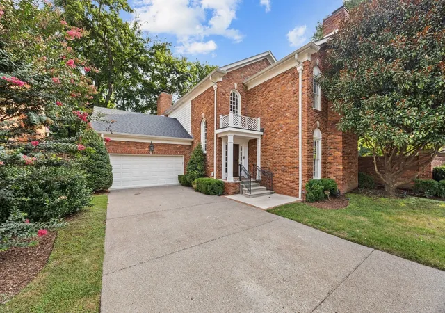 Photo 2 of Single family home for sale at 3600 Bowlingate Ln, Nashville, TN 37215 | MLS# 3287945 | Listing updated on 2026-09-06