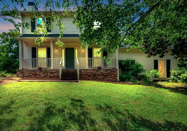 Photo 3 of Single family home for sale at 100 Eller Ct, Nashville, TN 37221 | MLS# 3260537 | Listing updated on 2026-08-20