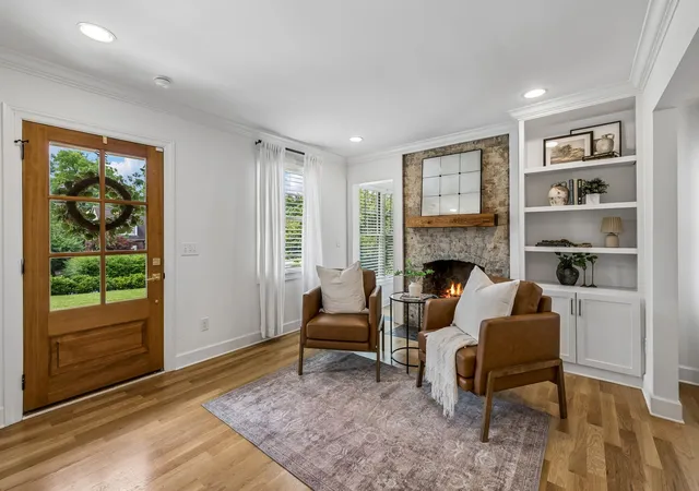 Photo 2 of Single family home for sale at 2416 W Linden Ave, Nashville, TN 37212 | MLS# 3260675 | Listing updated on 2026-09-17