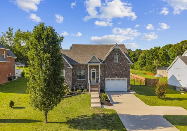 Homes for sale in White Bluff, TN | 105 Wagners Way, White Bluff, TN 37187 | MLS# 3261035