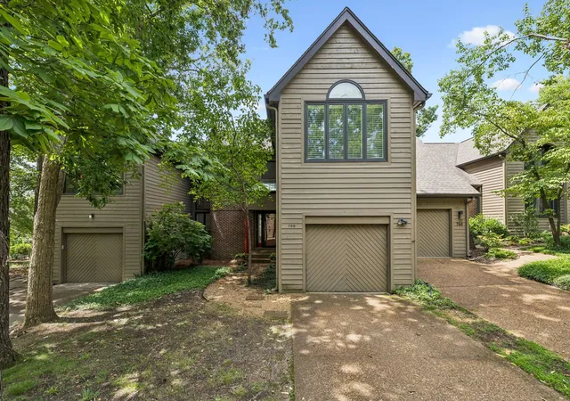 Photo 1 of Sale Pending at 766 Harpeth Tr Dr, Nashville, TN 37221 | MLS# 3262740 | Listing updated on 2026-08-28