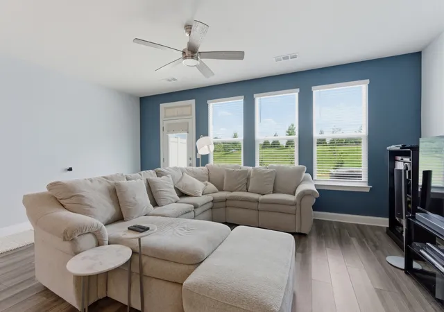 Photo 3 of Townhouse for sale at 273 Netherlands Blvd, Lebanon, TN 37090 | MLS# 3261253 | Listing updated on 2026-07-13