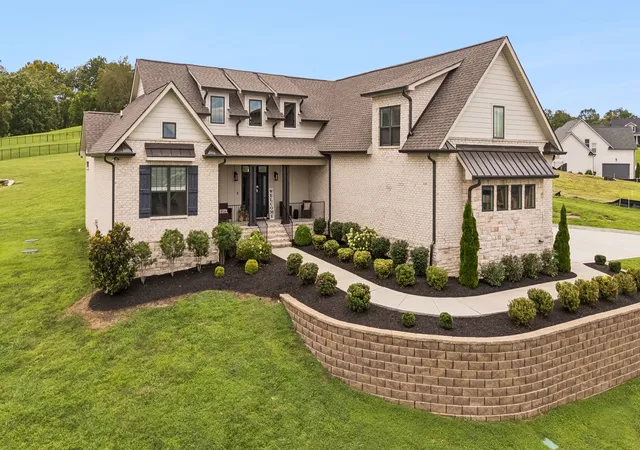 Photo 1 of Single family home for sale at 1211 Ballentrace Blvd, Lebanon, TN 37087 | MLS# 3336247 | Listing updated on 2026-09-24