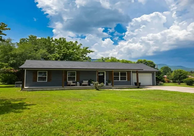 Homes for sale in Kimball, TN | 250 Cedar Point Lane, Kimball, TN 37347 | MLS# 3260617