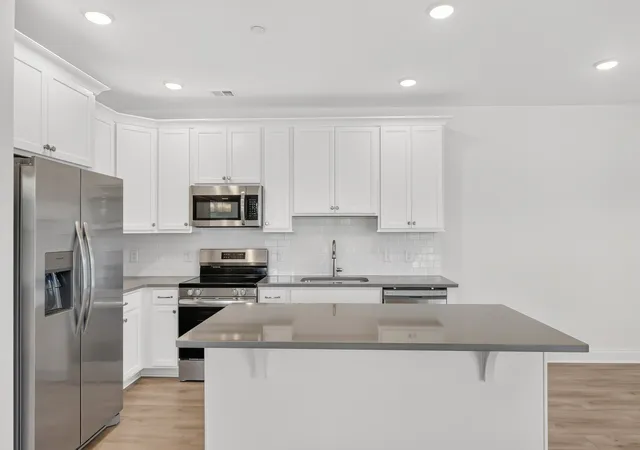 Photo 4 of Condo for sale at 482 Portsdale Dr #18, Brentwood, TN 37027 | MLS# 3288448 | Listing updated on 2026-09-29