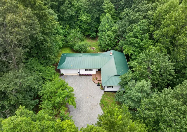 4th image of 41 Jump Off Pl, Monterey, TN 38574 | MLS# 3270707