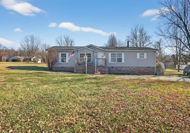 Photo 3 of Manufactured home for sale at 308 Allens Chapel Rd, Smithville, TN 37166 | MLS# 3260648 | Listing updated on 2026-07-06