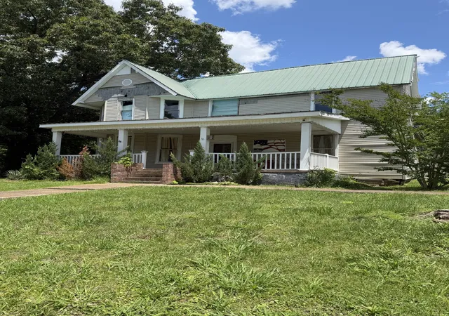 Homes for sale in Camden, TN | 115 Cherry St, Camden, TN 38320 | MLS# 3260691
