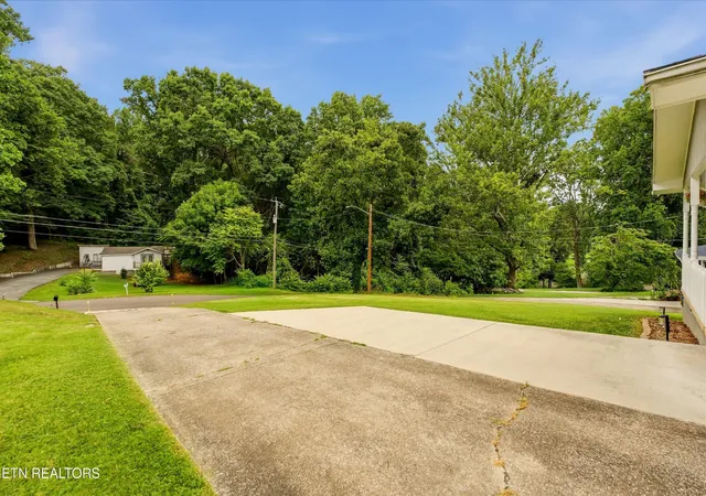 Homes for sale in Knoxville, TN | 3408 Argyle Dr, Knoxville, TN 37914 | MLS# 3260682