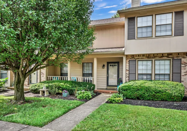 Homes for sale in Clarksville, TN | 2172 Memorial Dr #A6, Clarksville, TN 37043 | MLS# 3263147