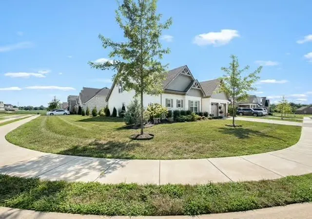 Photo 2 of Single family home for sale at 4309 Attleboro Dr, Murfreesboro, TN 37128 | MLS# 3271203 | Listing updated on 2026-10-31