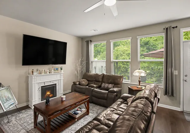 Listing Photo 5 - Condo for sale in building located at 126 Bluestem Ct, Lebanon, TN 37090
