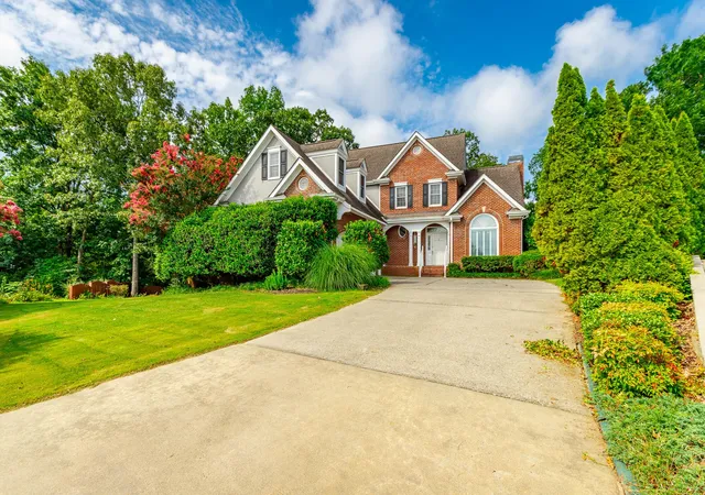 Photo 1 of Single family home for sale at 44 S Links Dr, Ringgold, GA 30736 | MLS# 3260761 | Listing updated on 2026-10-06