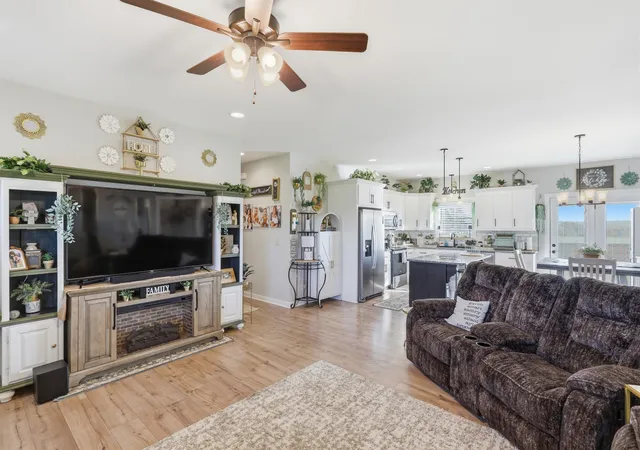 3rd image of 872 Union Chapel Rd, Scottsville, KY 42164 | MLS# 3264283