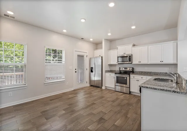 Photo 4 of Single family home for sale at 4022 Ella Cook Cir, Murfreesboro, TN 37129 | MLS# 3267415 | Listing updated on 2026-10-28