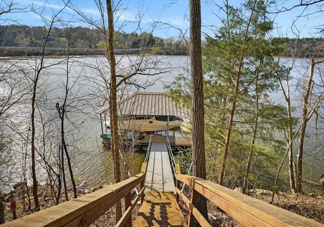 Homes for sale in Dover, TN | 203 Whispering Hills Dr, Dover, TN 37058 | MLS# 3261000